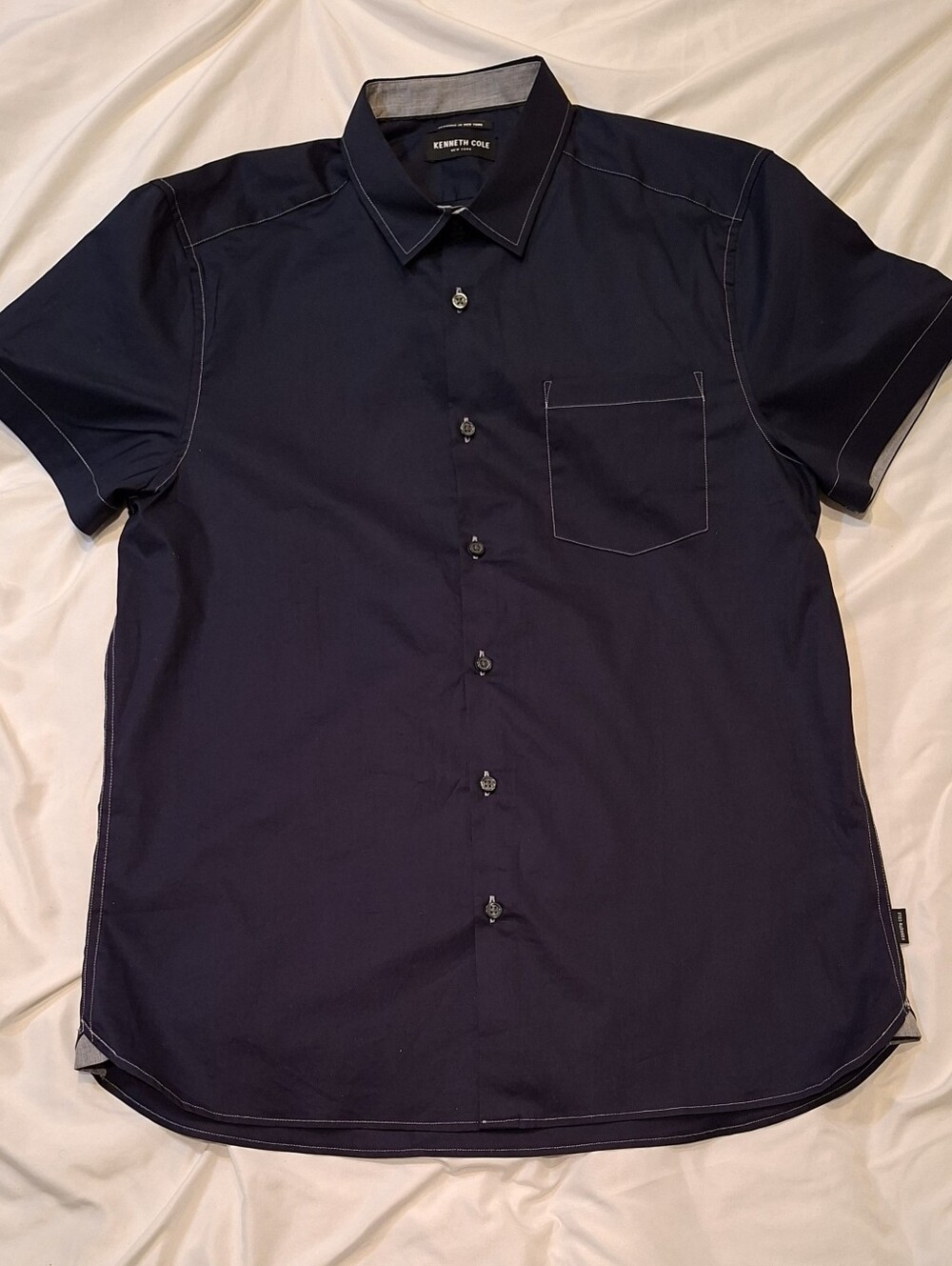 Kenneth Cole Men's Dark Navy Short-Sleeve Button-Down Shirt- Large